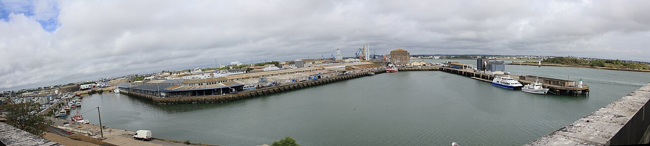 05 Lorient port