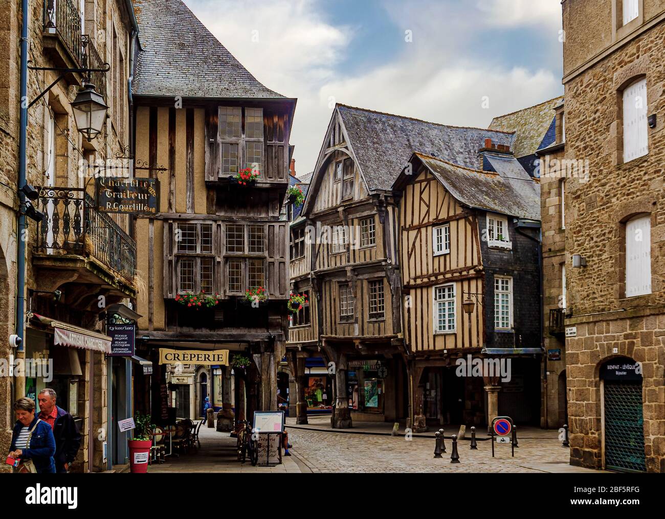 Dinan — Mittelalter